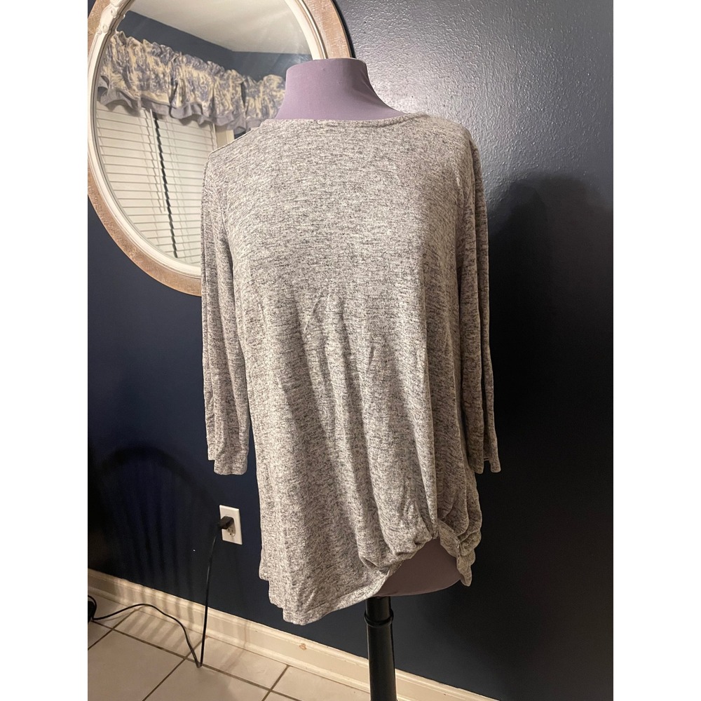 Celsea & Theodore Women's XL Grey Heathered Knit Twist Hem‎ Long Sleeve Top